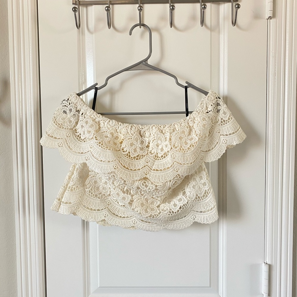 F21 Lace top size small in ivory